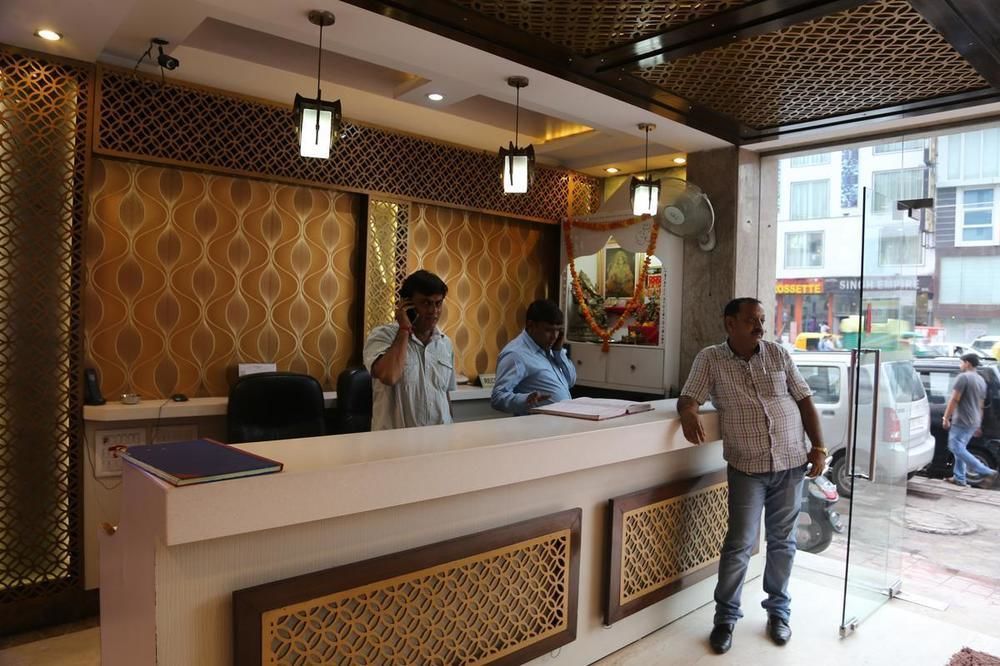 Hotel Grand Plaza Nuova Delhi Esterno foto