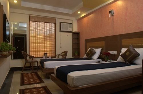 Hotel Grand Plaza Nuova Delhi Esterno foto